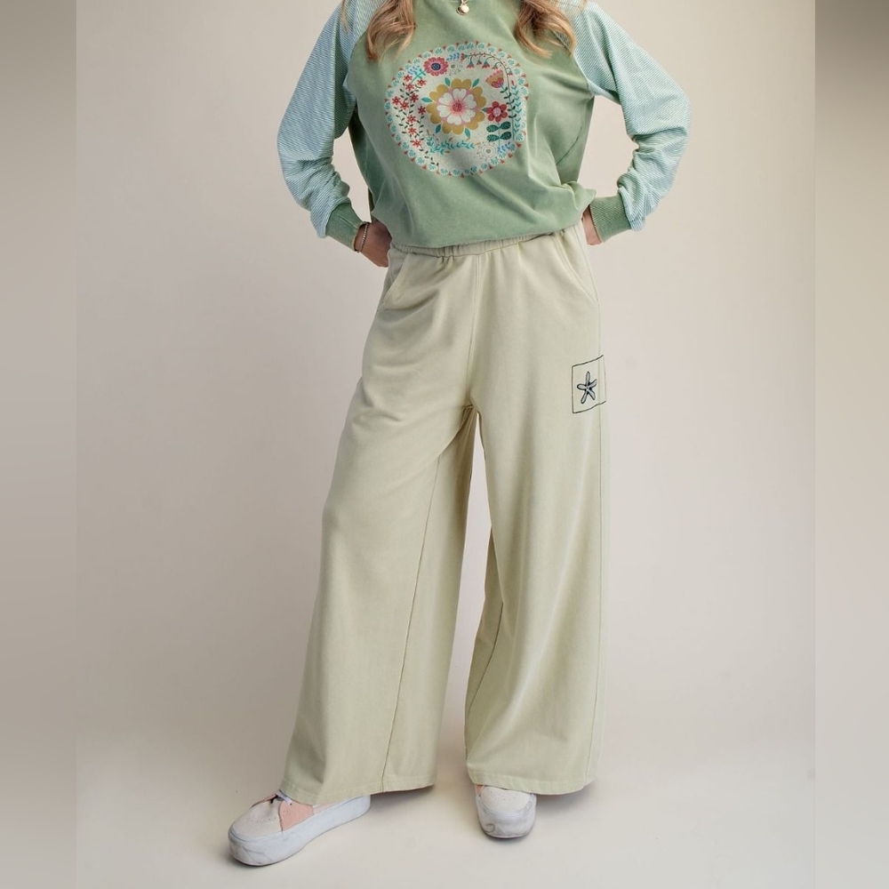 1-0404 Beachy Embroidered Cotton Blend Wide leg Starfish Pull On Pants -Boutique
